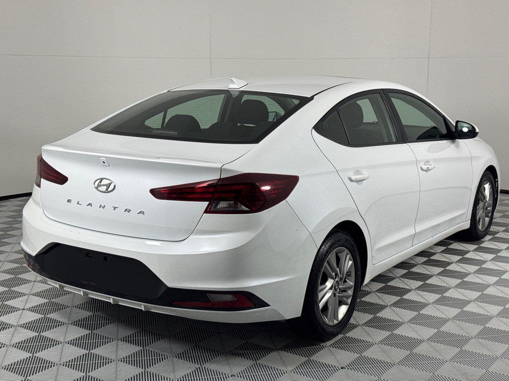 2020 Hyundai Elantra Image 5