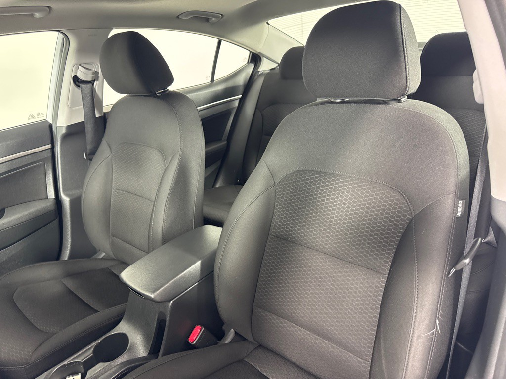 2020 Hyundai Elantra Image 11