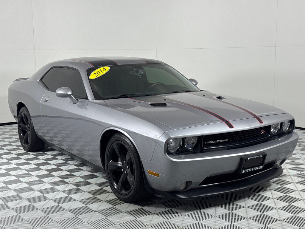 2014 Dodge Challenger Image 3