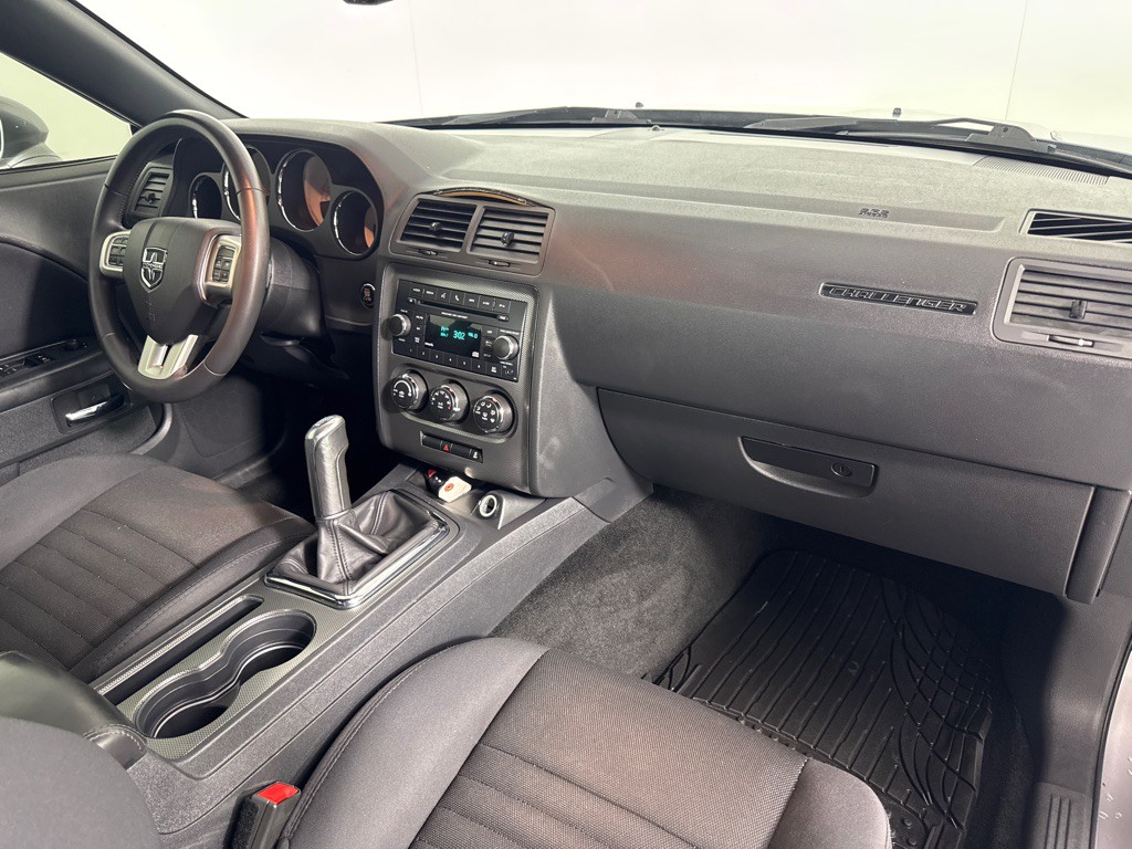2014 Dodge Challenger Image 23