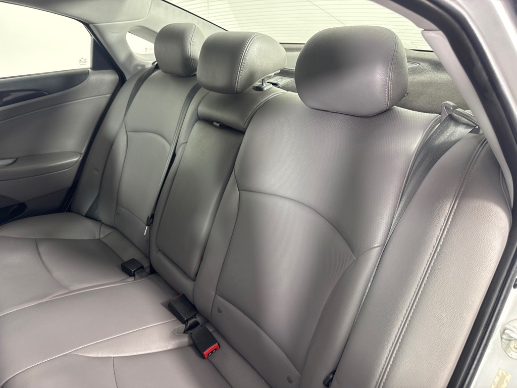 2011 Hyundai Sonata Image 21