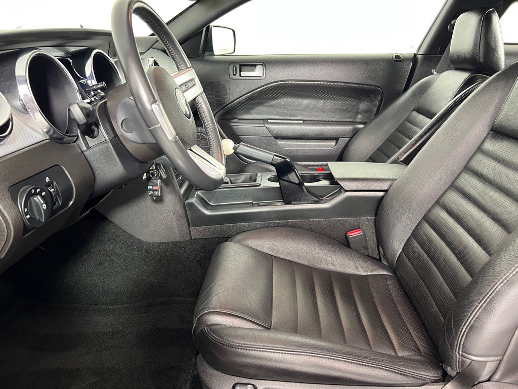 2007 Ford Mustang Image 18