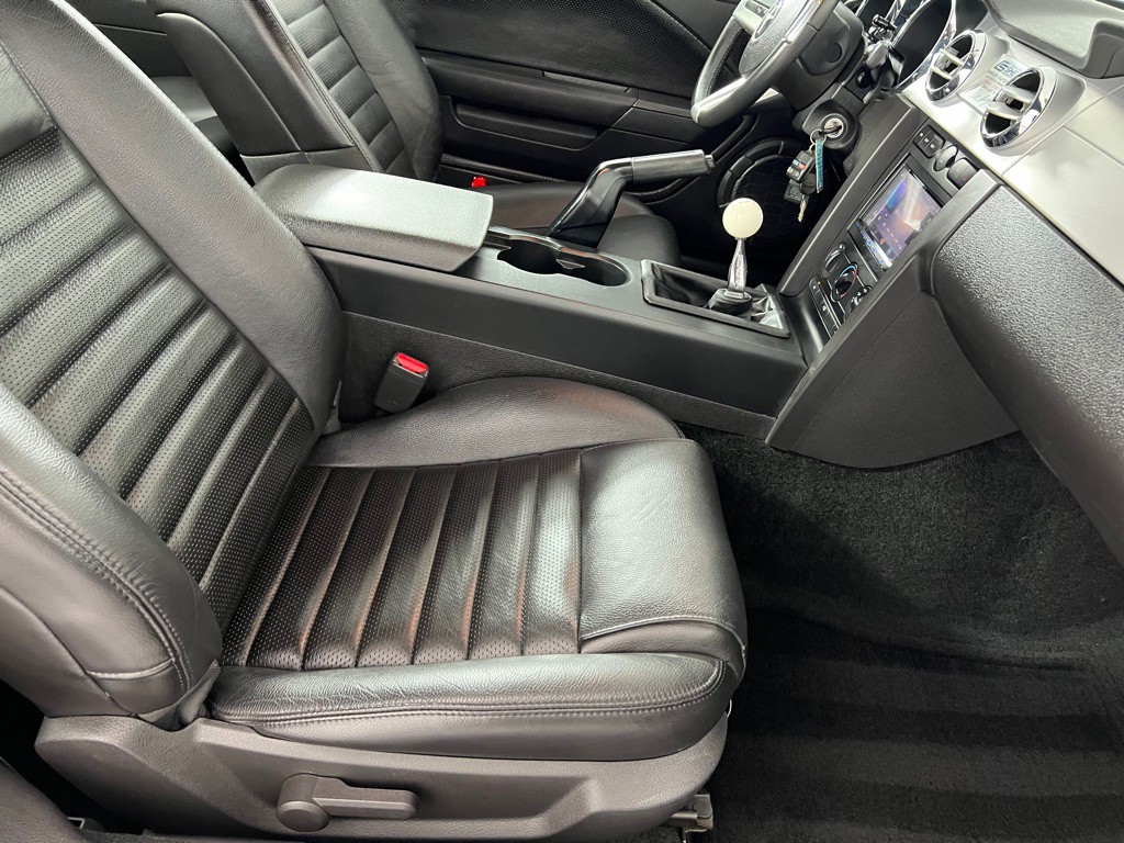 2007 Ford Mustang Image 30