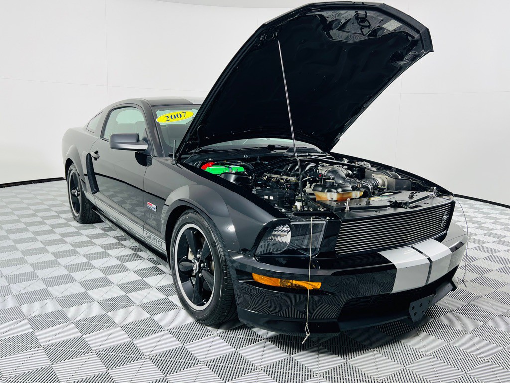 2007 Ford Mustang Image 35