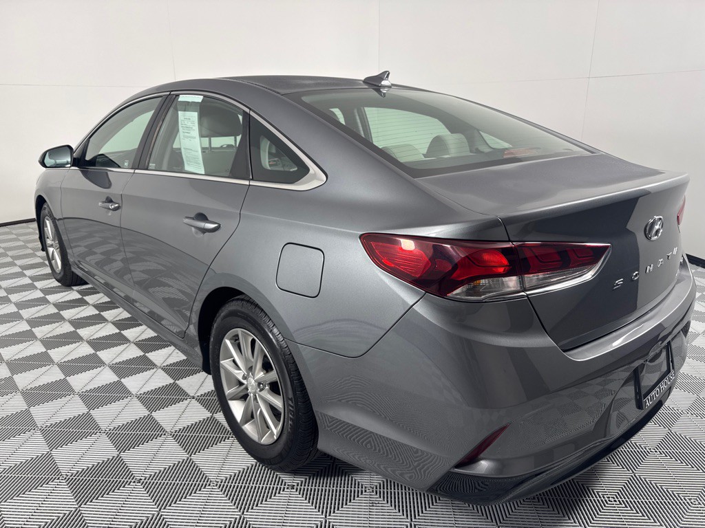 2018 Hyundai Sonata Image 8
