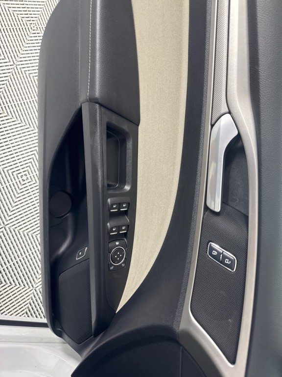2018 Ford Fusion Image 11