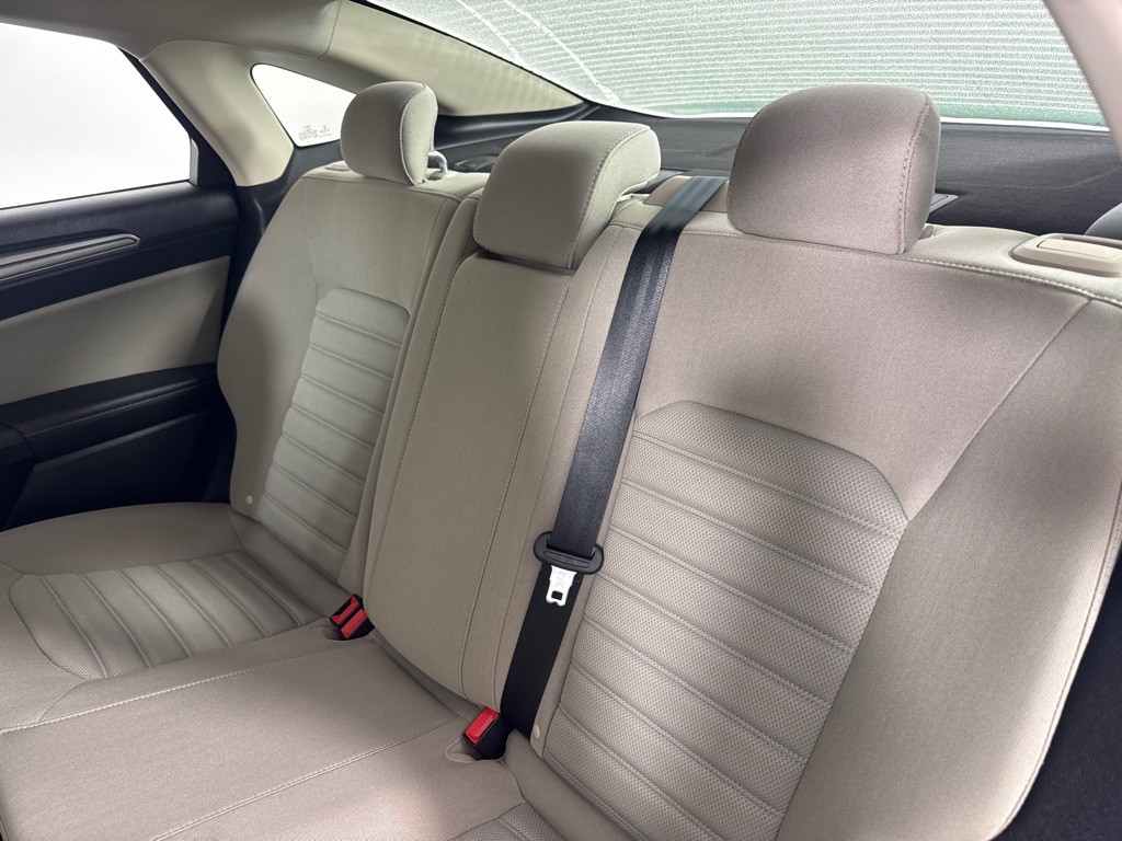 2018 Ford Fusion Image 19