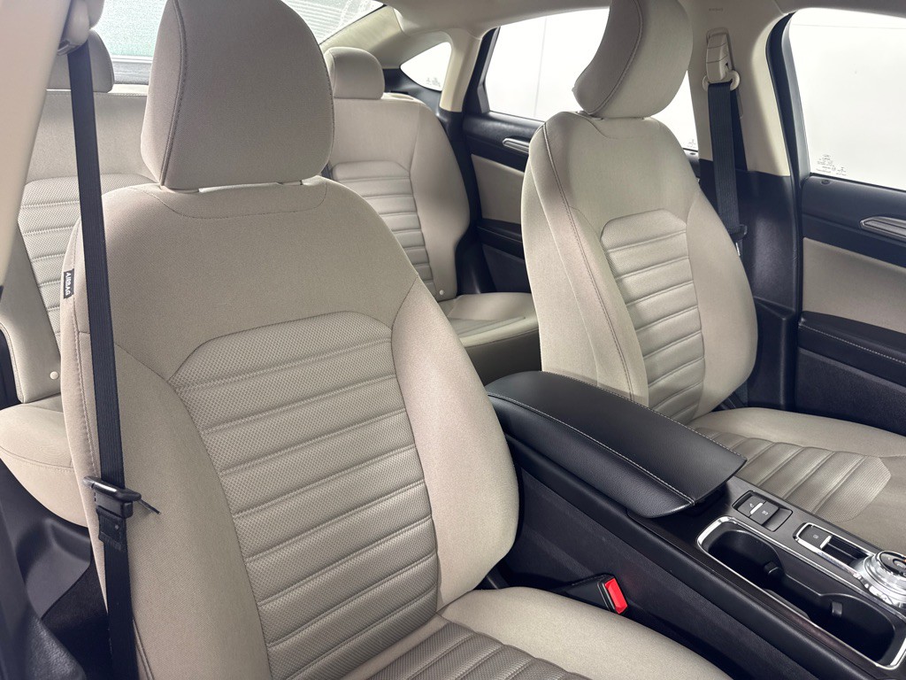2018 Ford Fusion Image 23