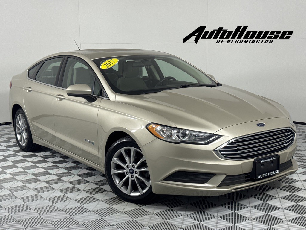 2017 Ford Fusion Image 1