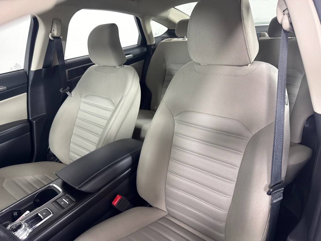 2017 Ford Fusion Image 11