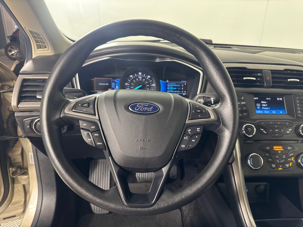 2017 Ford Fusion Image 13