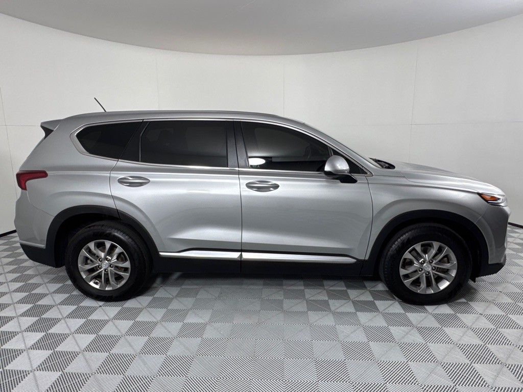 2020 Hyundai Santa Fe Image 4