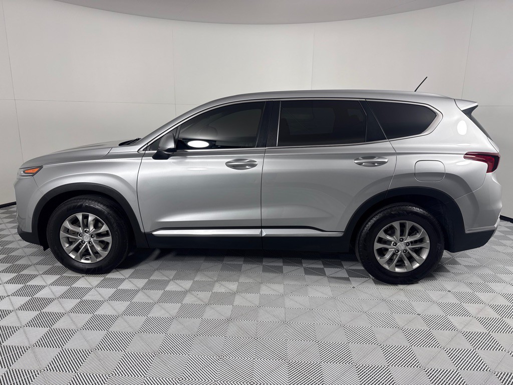 2020 Hyundai Santa Fe Image 9