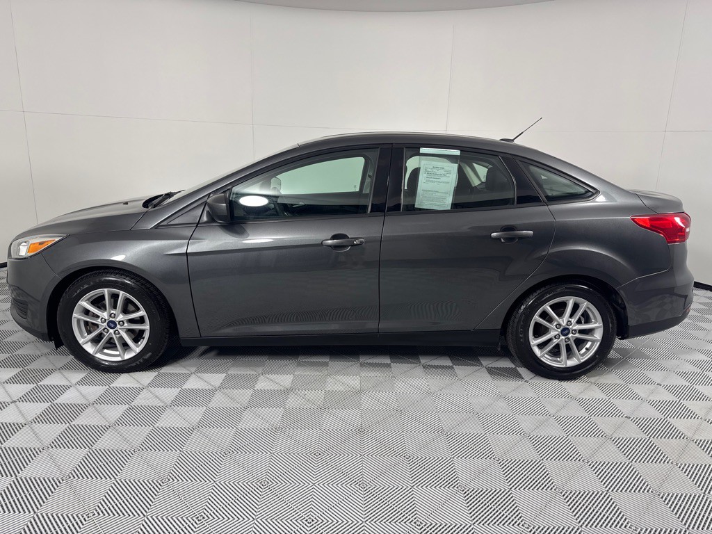 2018 Ford Focus Image 9