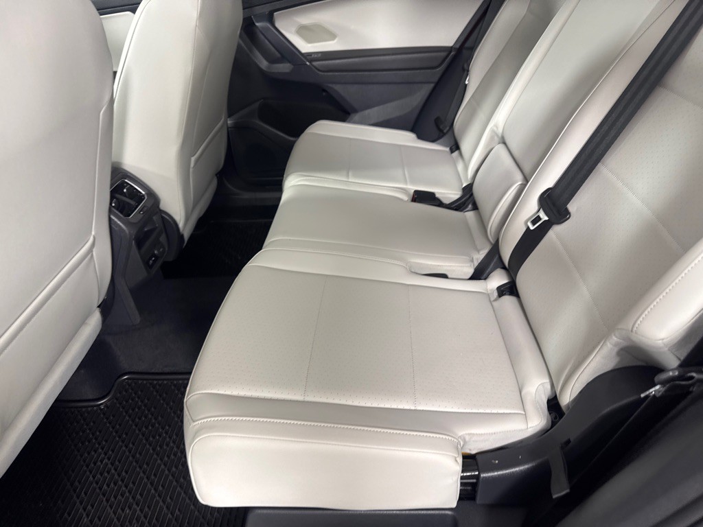 2018 Volkswagen Tiguan Image 17
