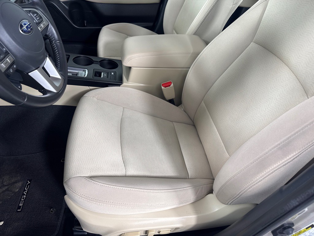 2017 Subaru Legacy Image 13