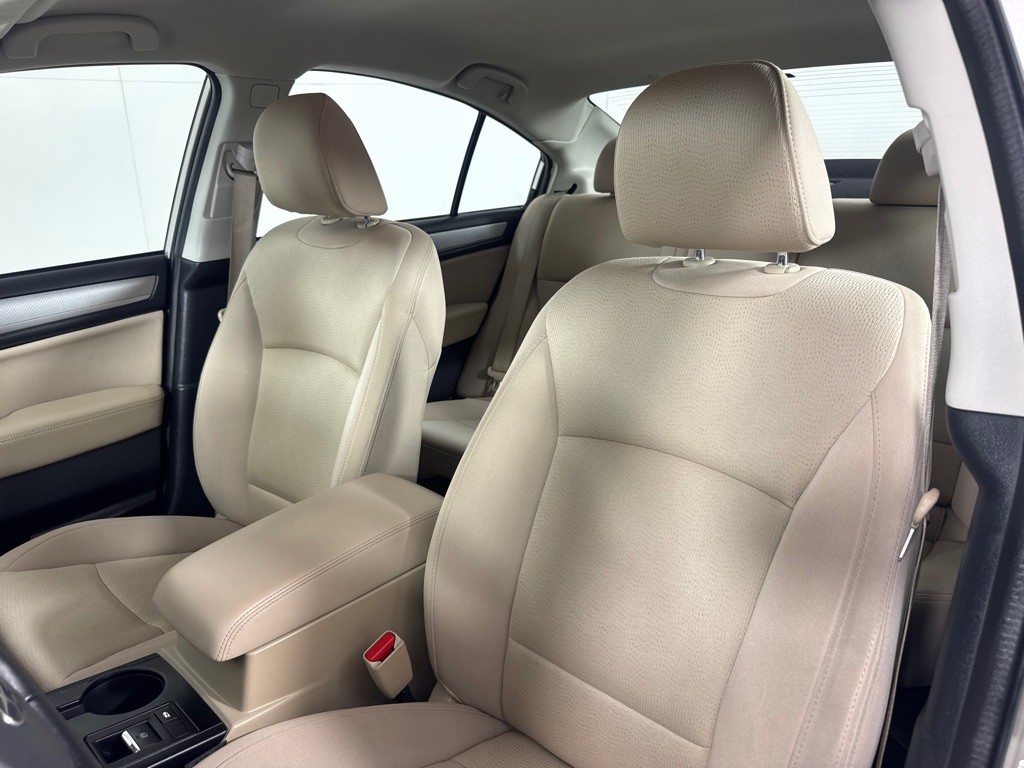2017 Subaru Legacy Image 14