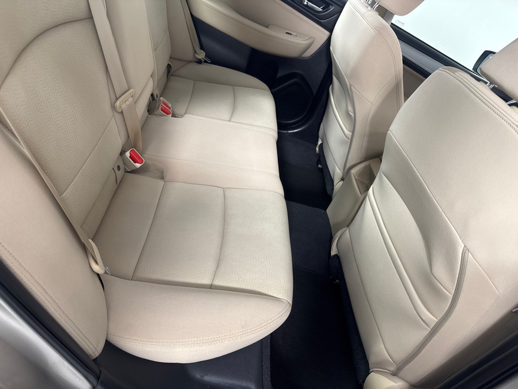 2017 Subaru Legacy Image 22