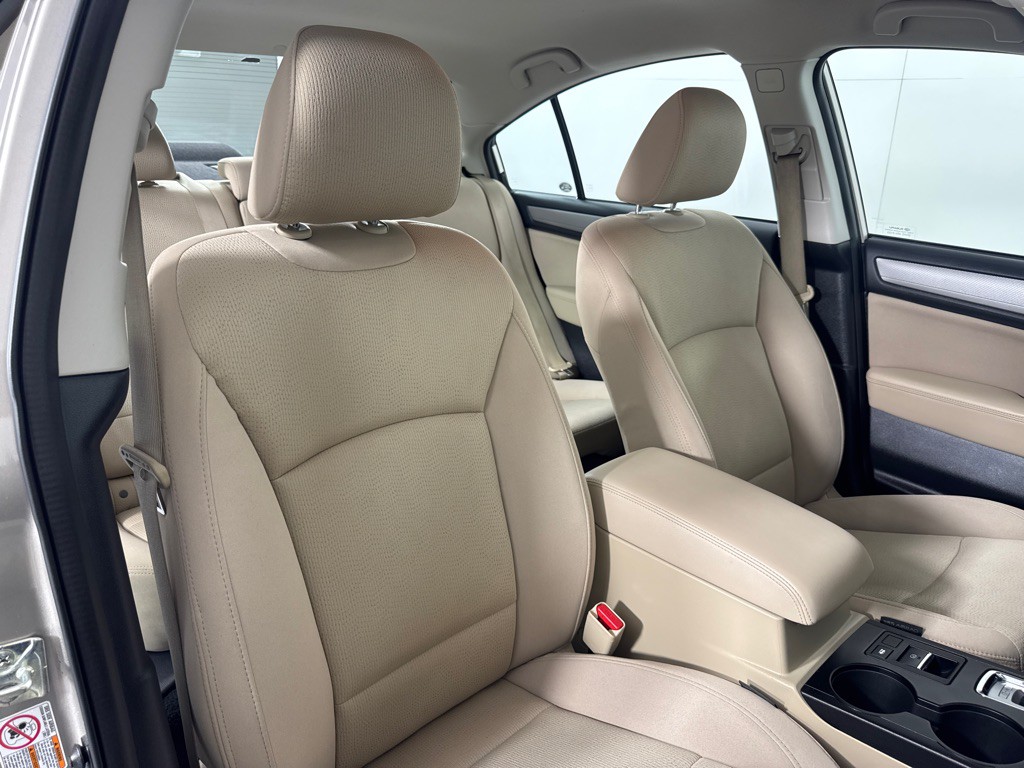 2017 Subaru Legacy Image 25