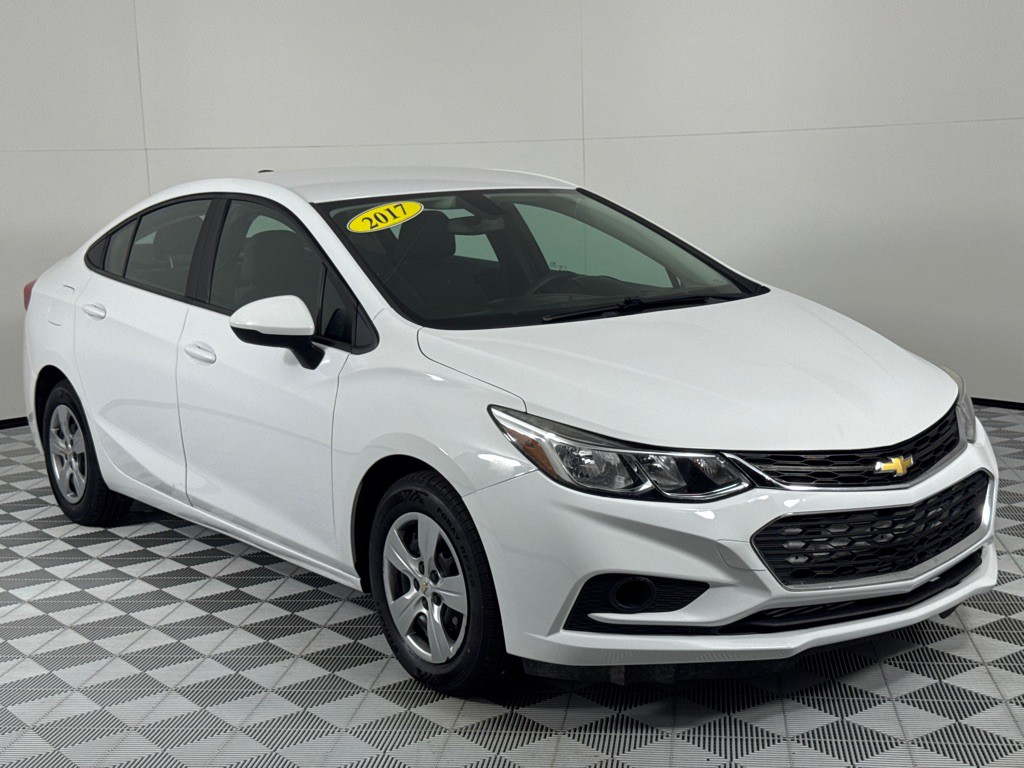 2017 Chevrolet Cruze Image 3