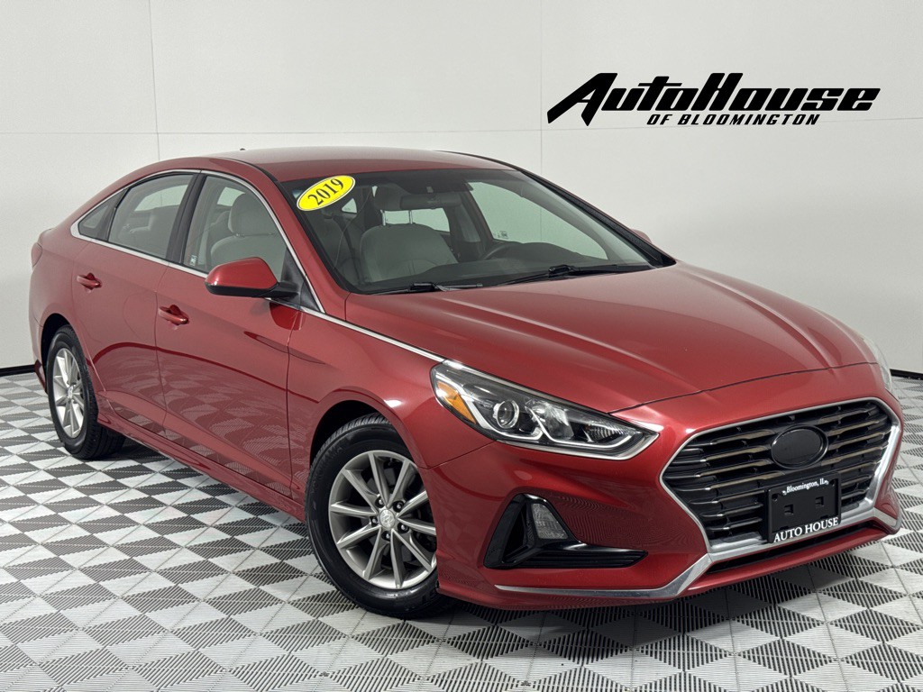2018 Hyundai Sonata Image 1