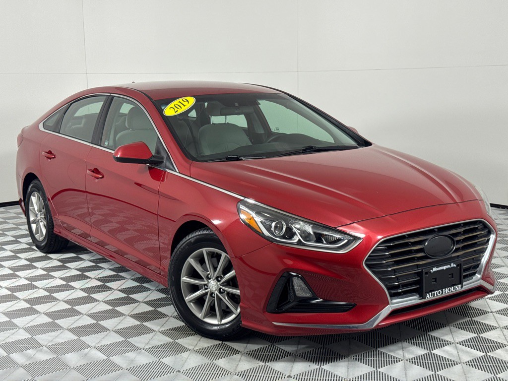 2018 Hyundai Sonata Image 2