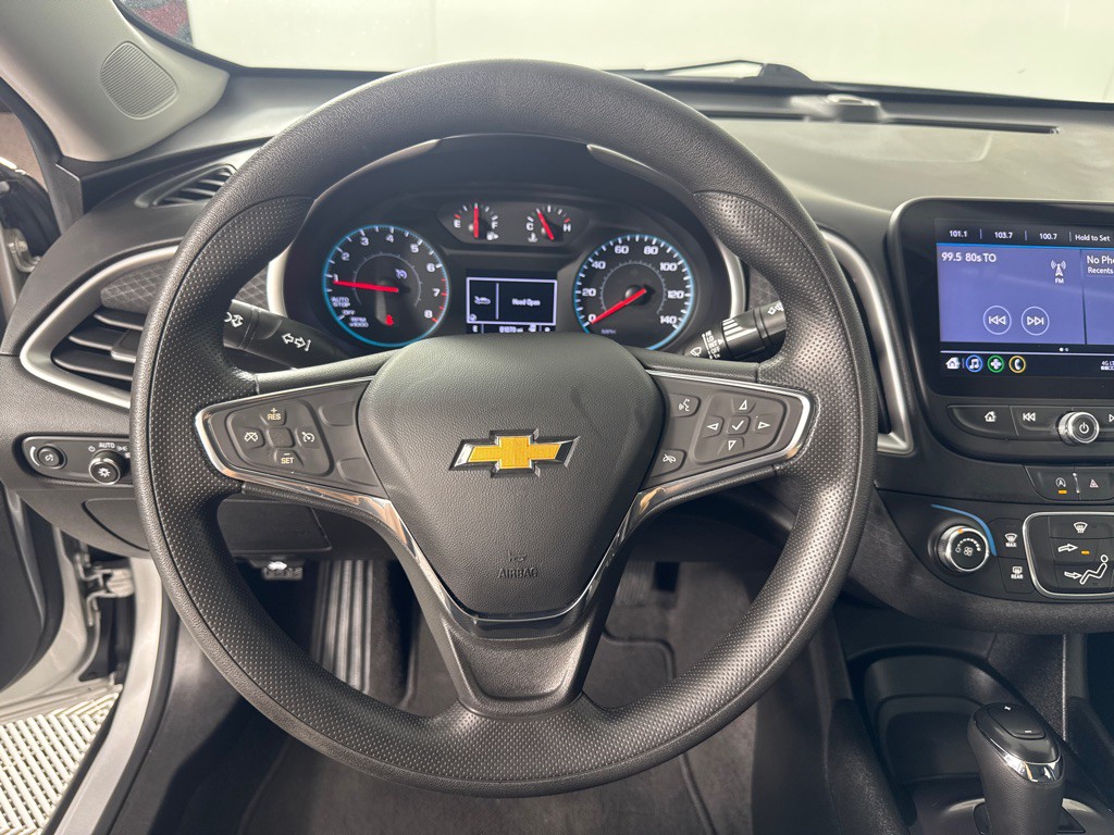 2020 Chevrolet Malibu Image 17