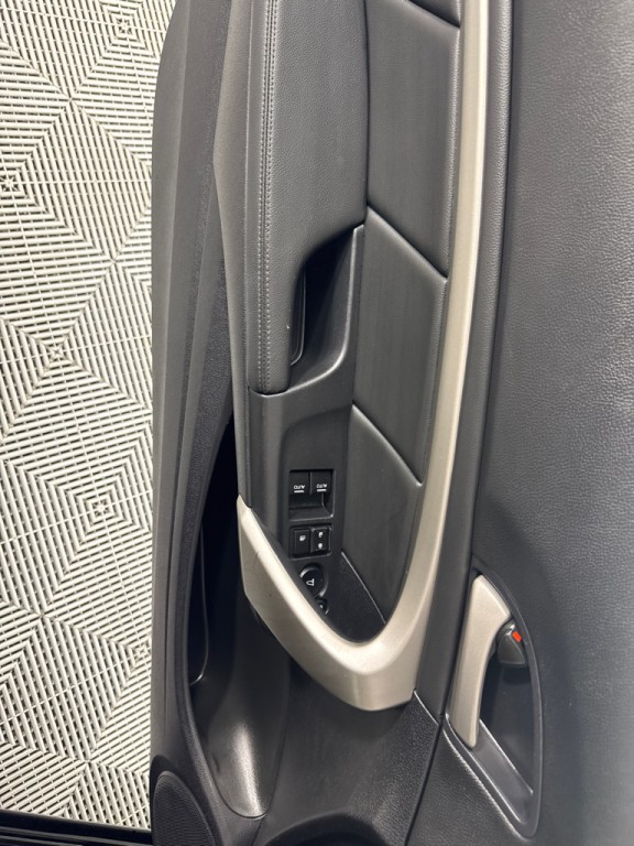 2012 Honda Accord Image 12