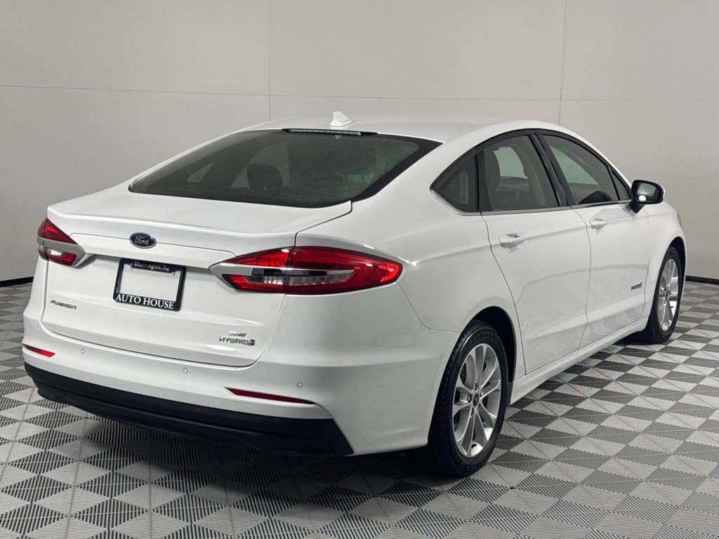 2019 Ford Fusion Image 5