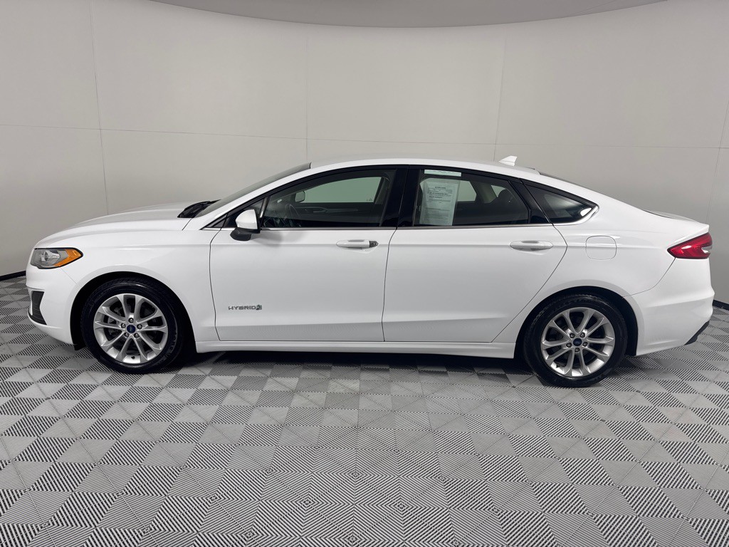 2019 Ford Fusion Image 8