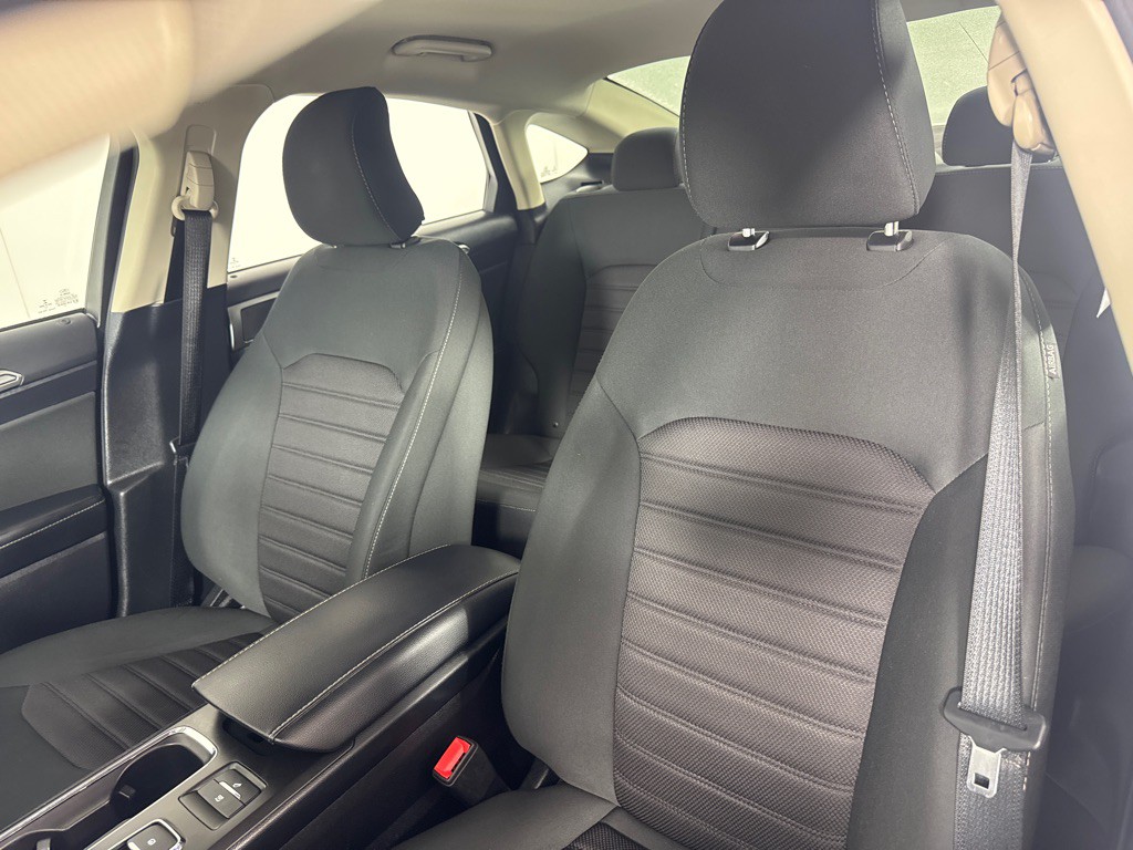 2019 Ford Fusion Image 14