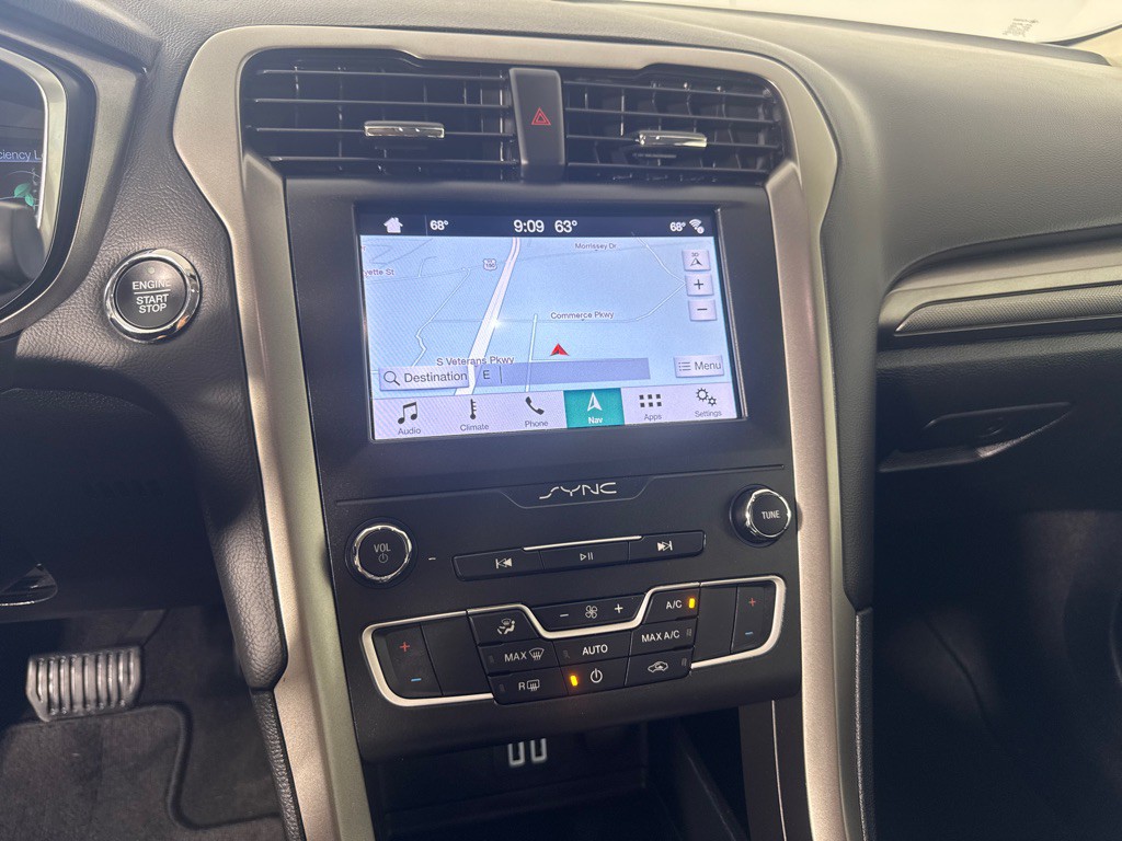 2019 Ford Fusion Image 17