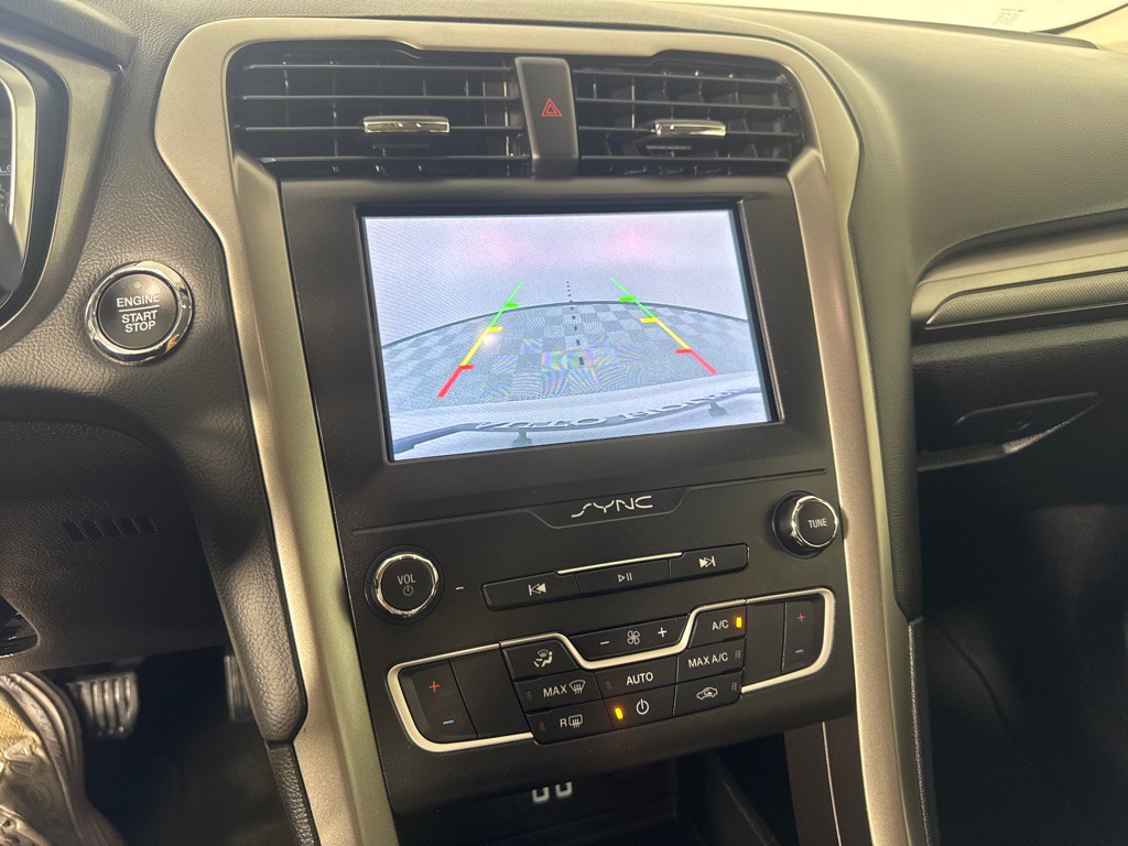 2019 Ford Fusion Image 18