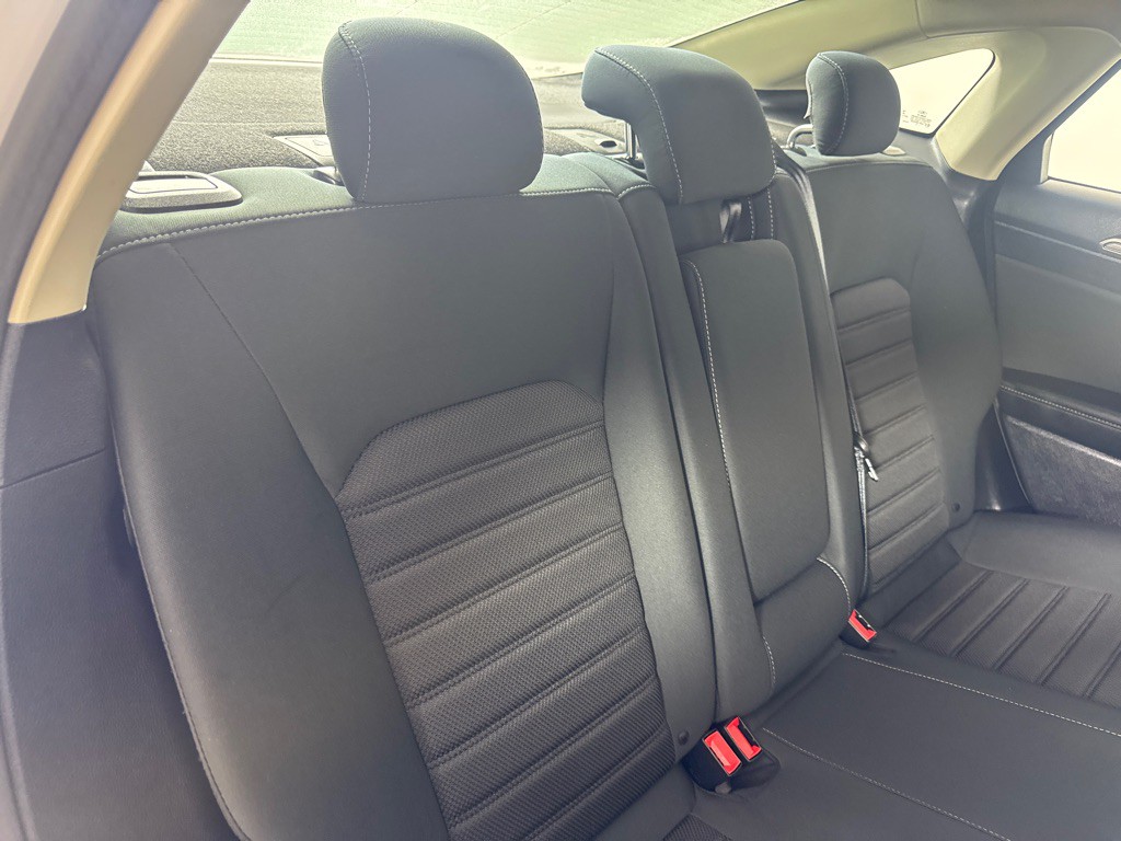 2019 Ford Fusion Image 23