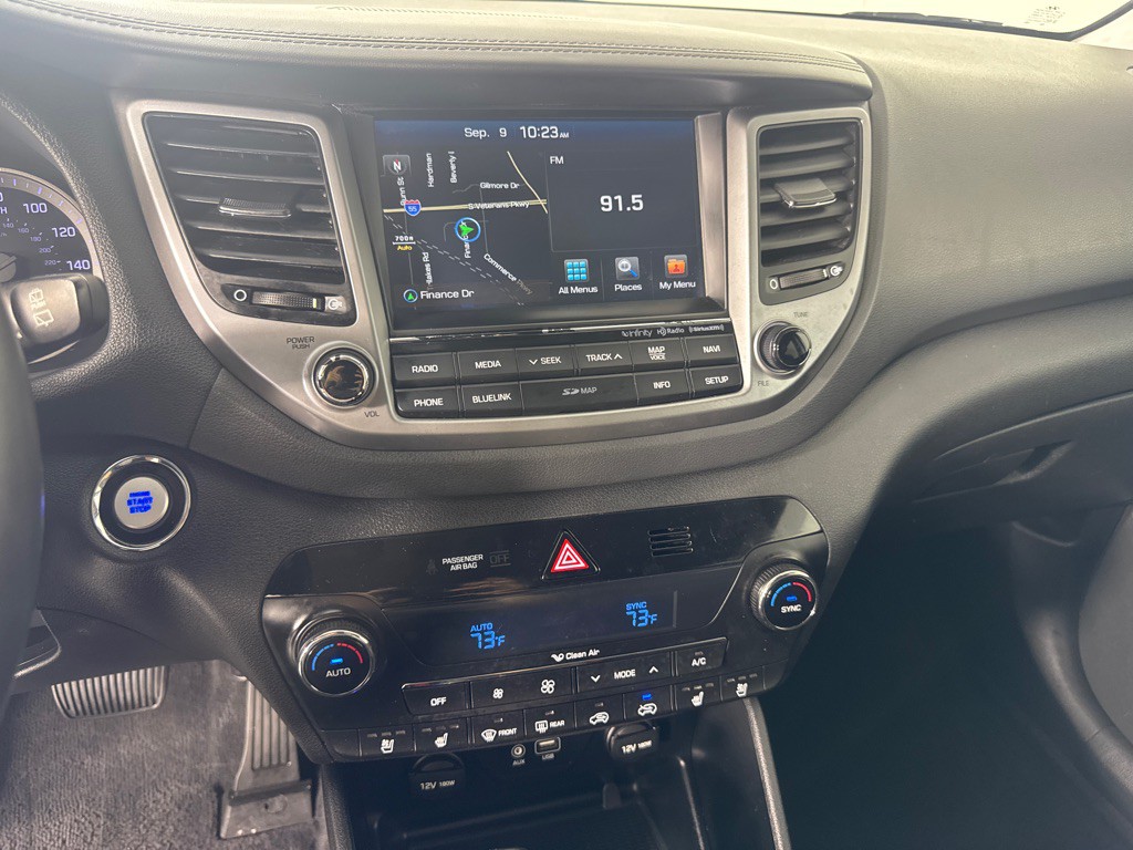 2017 Hyundai Tucson Image 18