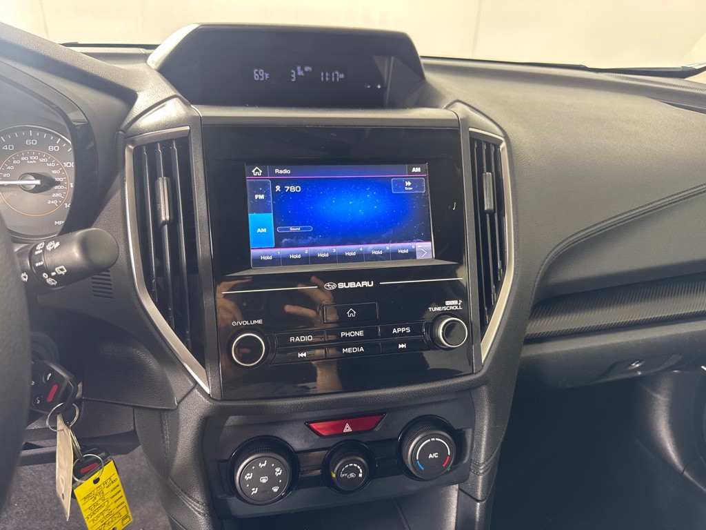 2019 Subaru Crosstrek Image 16