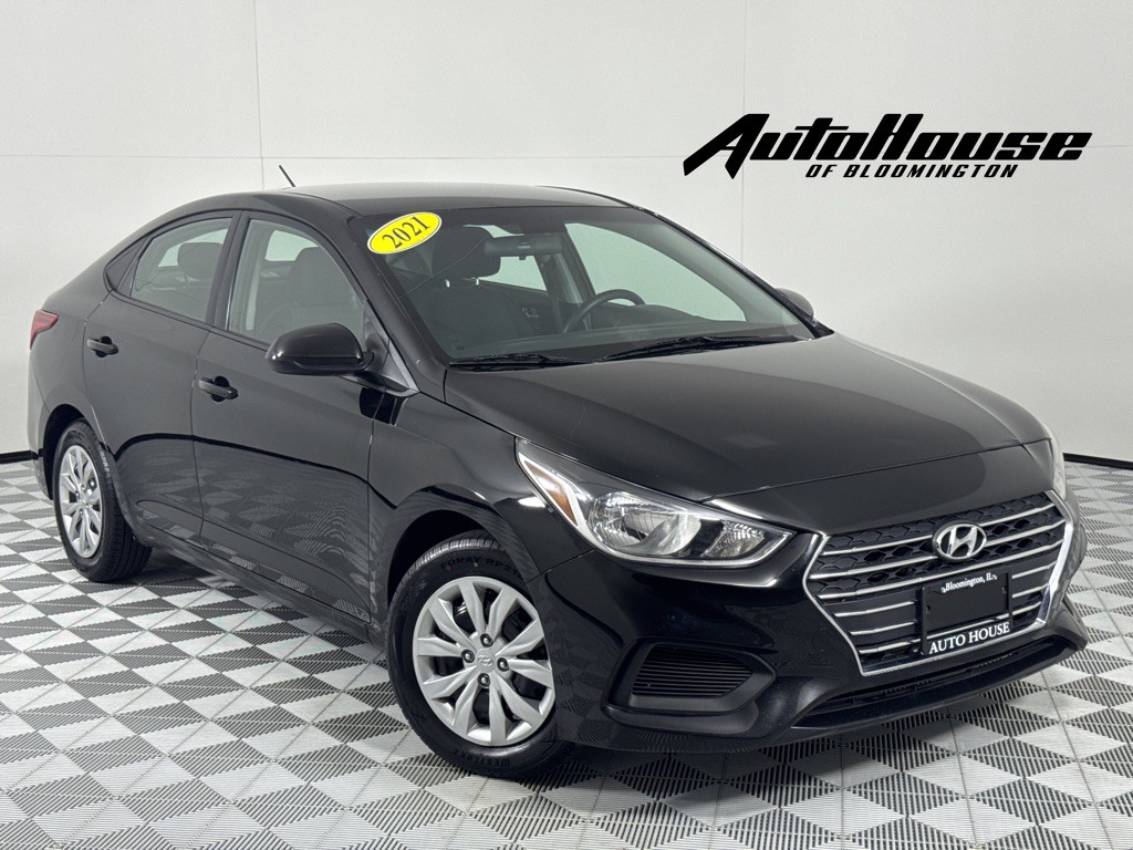2021 Hyundai Accent Image 1