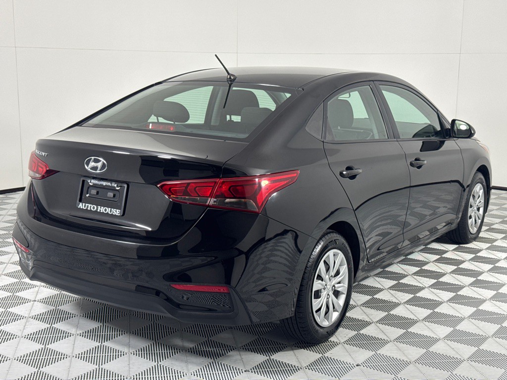 2021 Hyundai Accent Image 5