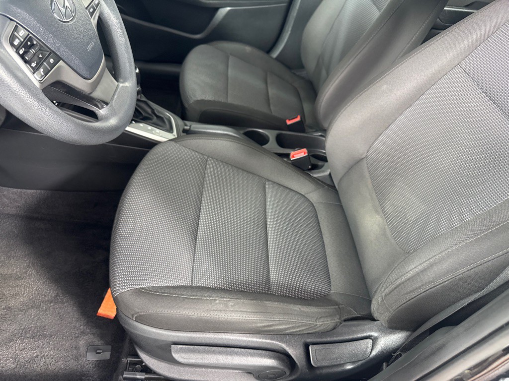 2021 Hyundai Accent Image 11
