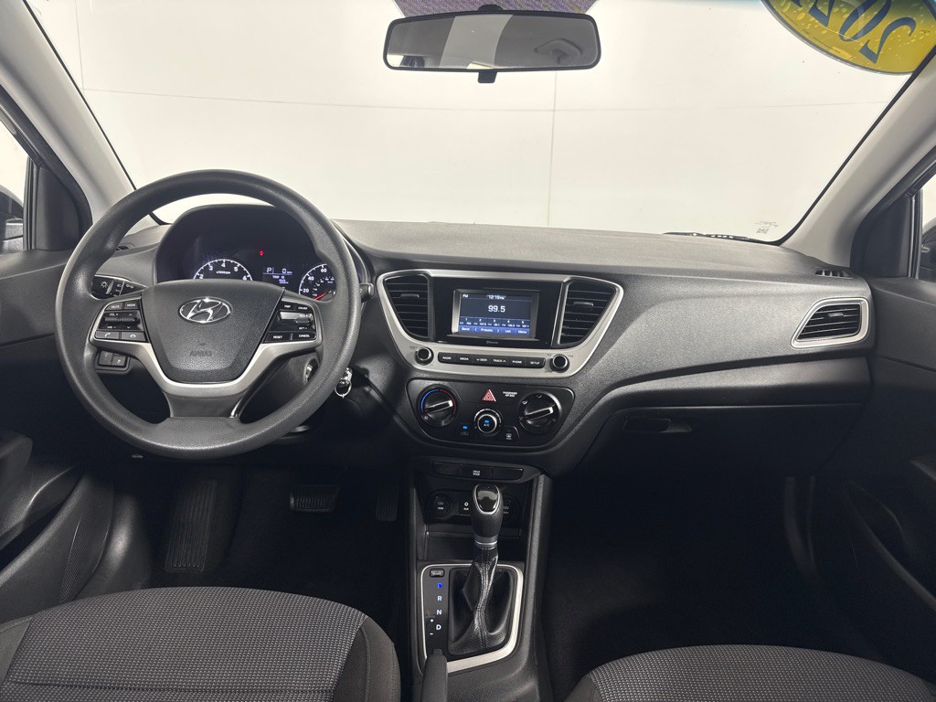 2021 Hyundai Accent Image 24
