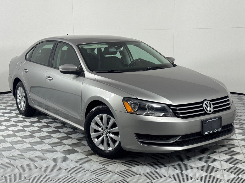 2014 Volkswagen Passat Image 2