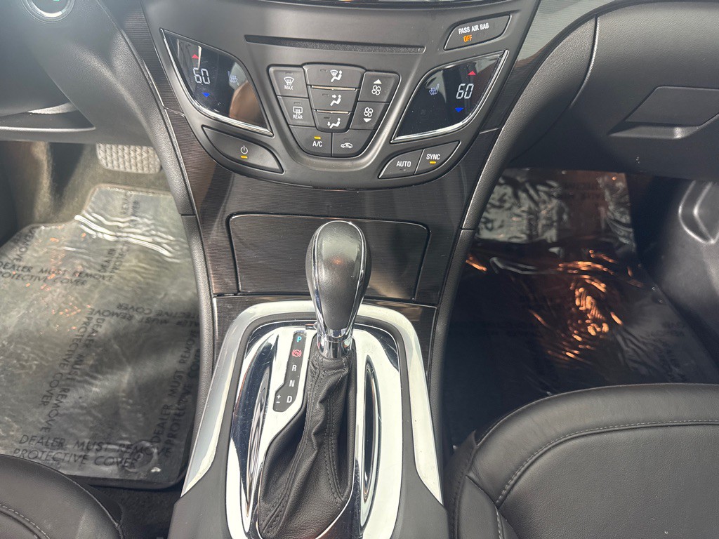 2016 Buick Regal Image 15