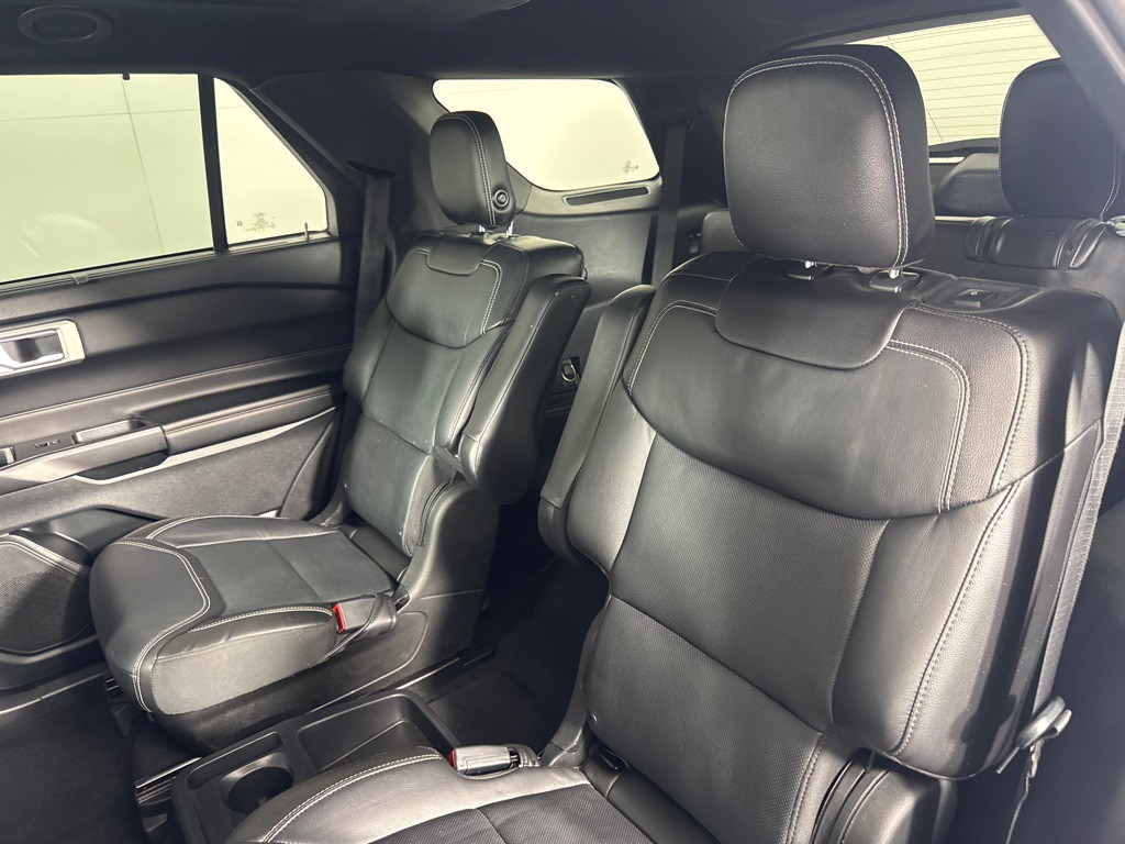 2020 Ford Explorer Image 24