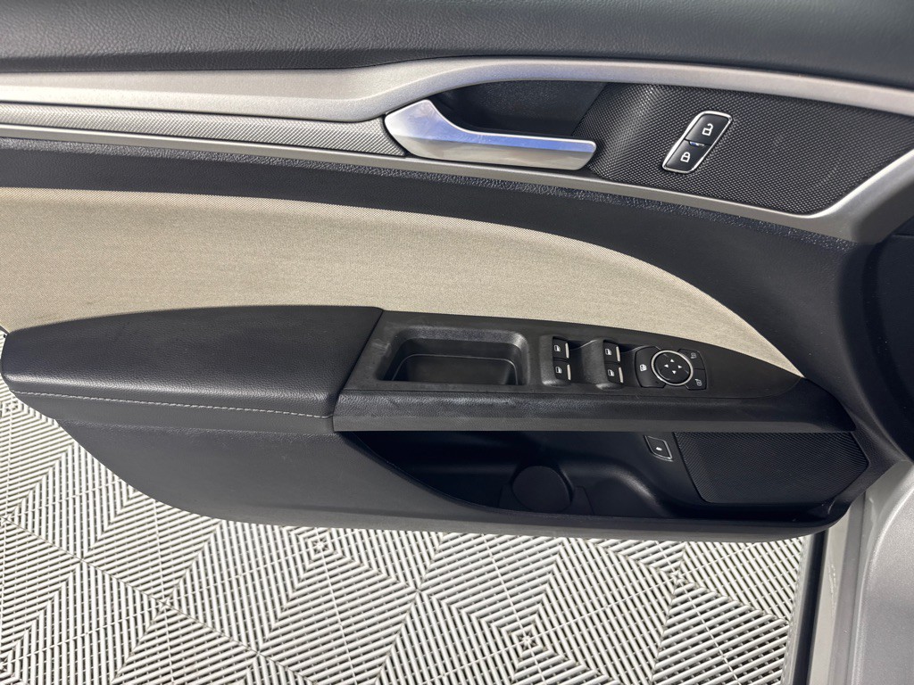 2018 Ford Fusion Image 10