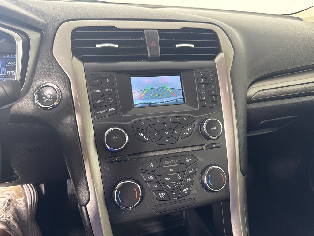 2018 Ford Fusion Image 15