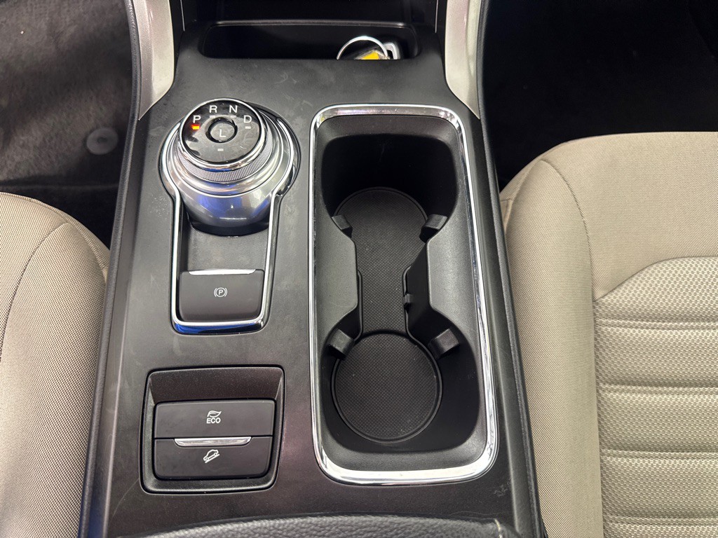2018 Ford Fusion Image 16