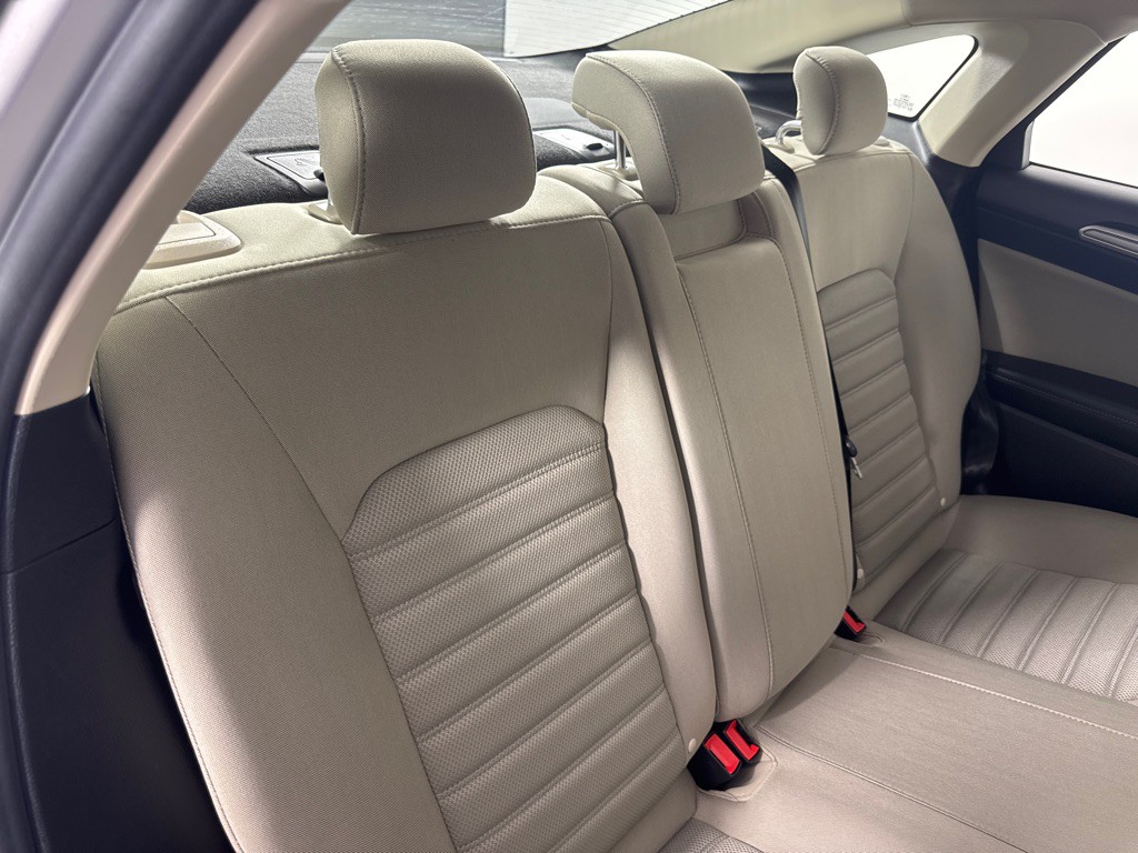 2018 Ford Fusion Image 20