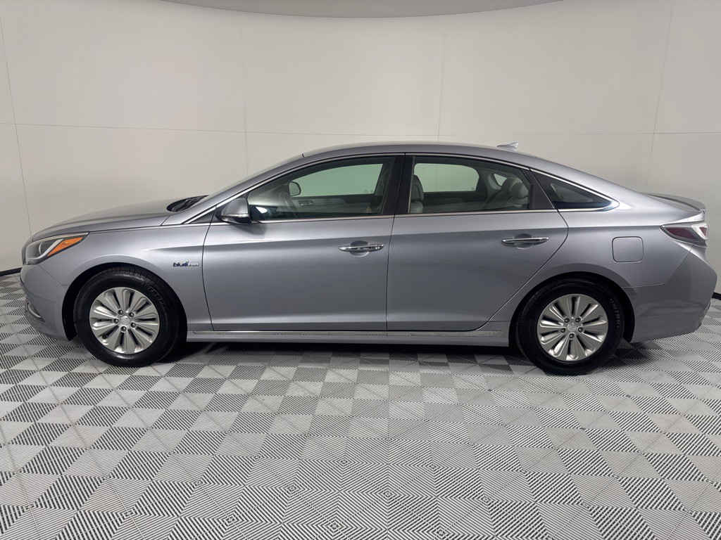 2016 Hyundai Sonata Image 9