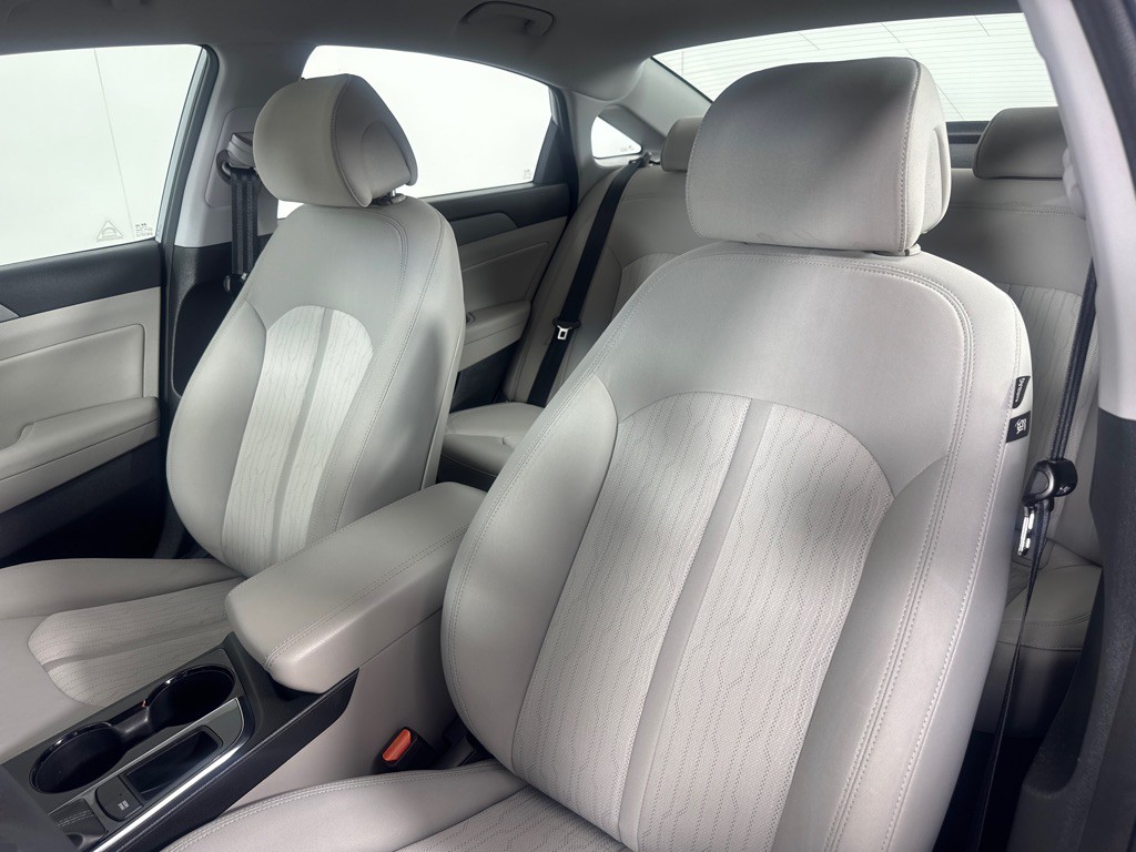 2016 Hyundai Sonata Image 15