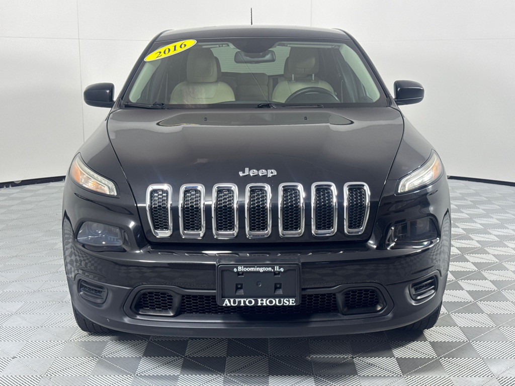 2016 Jeep Cherokee Image 11